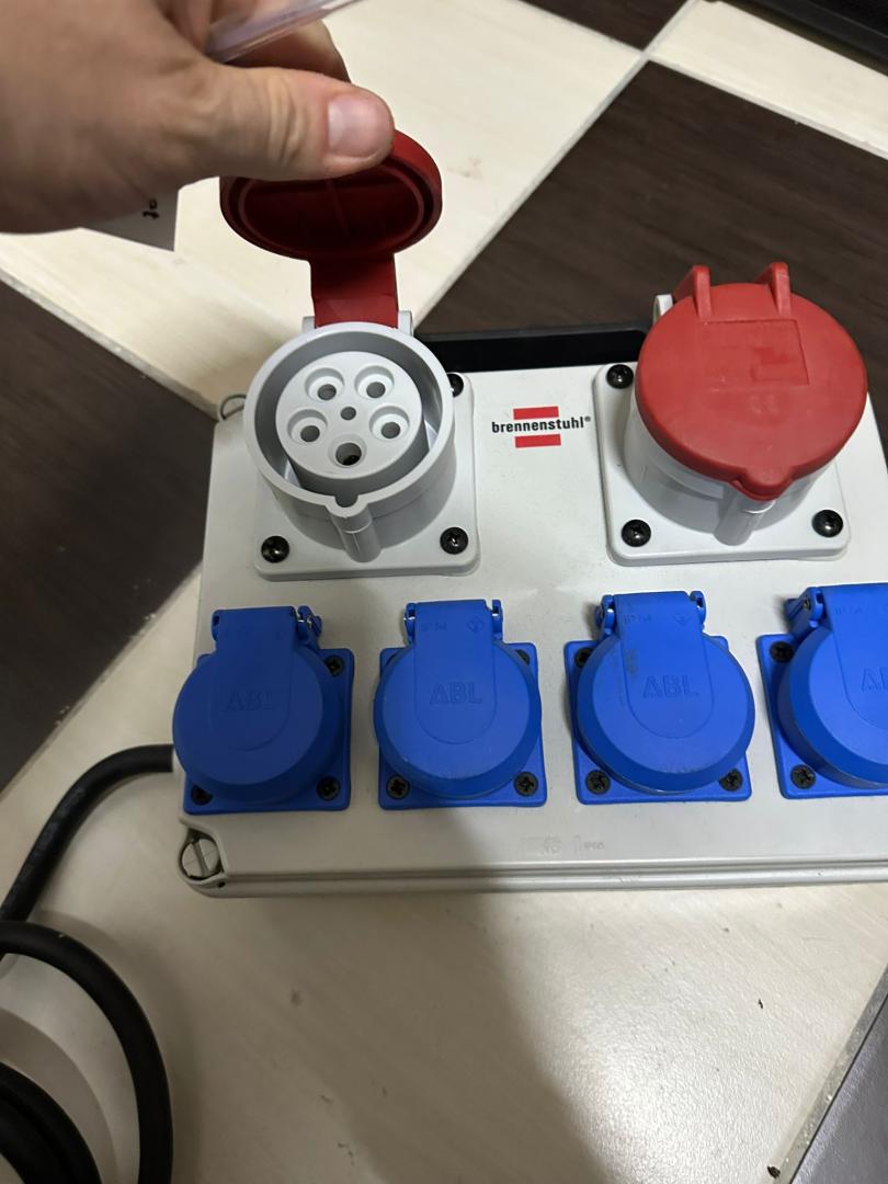 Brennenstuhl - Cutie de distributie H07RN-F 5G1.5 6 posturi 2m IP44 1153650 image 3