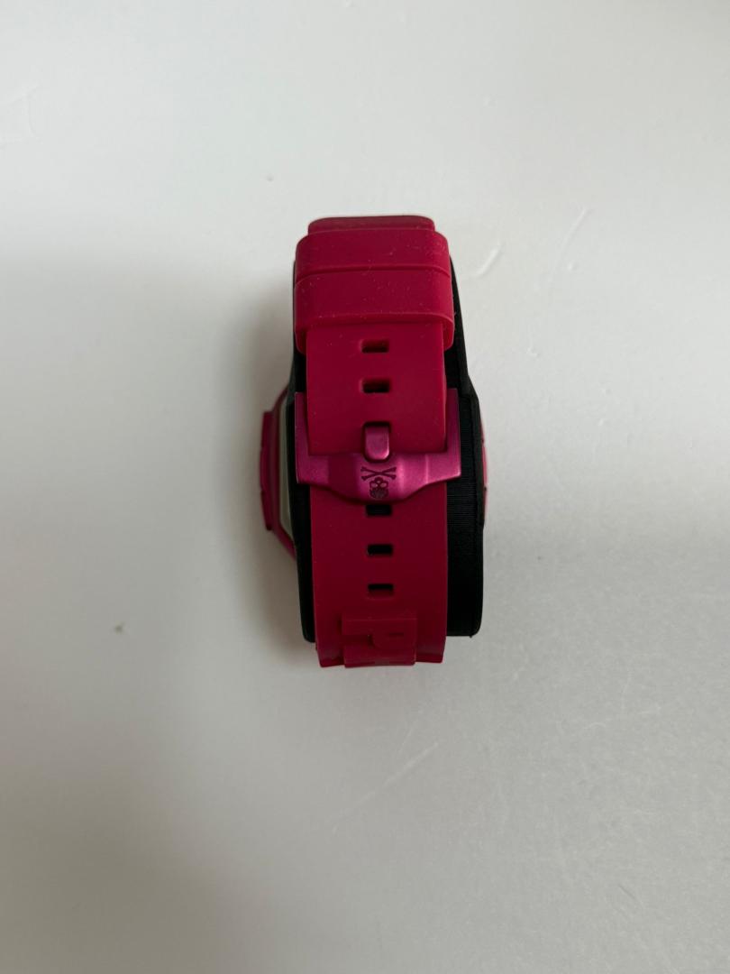 Philipp Plein, Ceas digital cu o curea de silicon, roz zmeuriu image 5