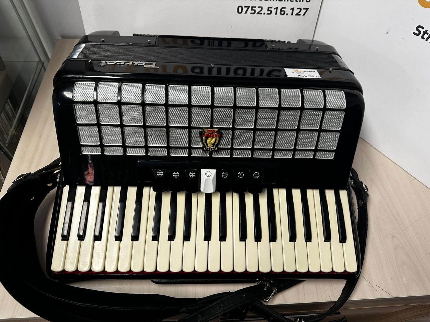 Acordeon Parrot MUS13114, 120 Basi image 1