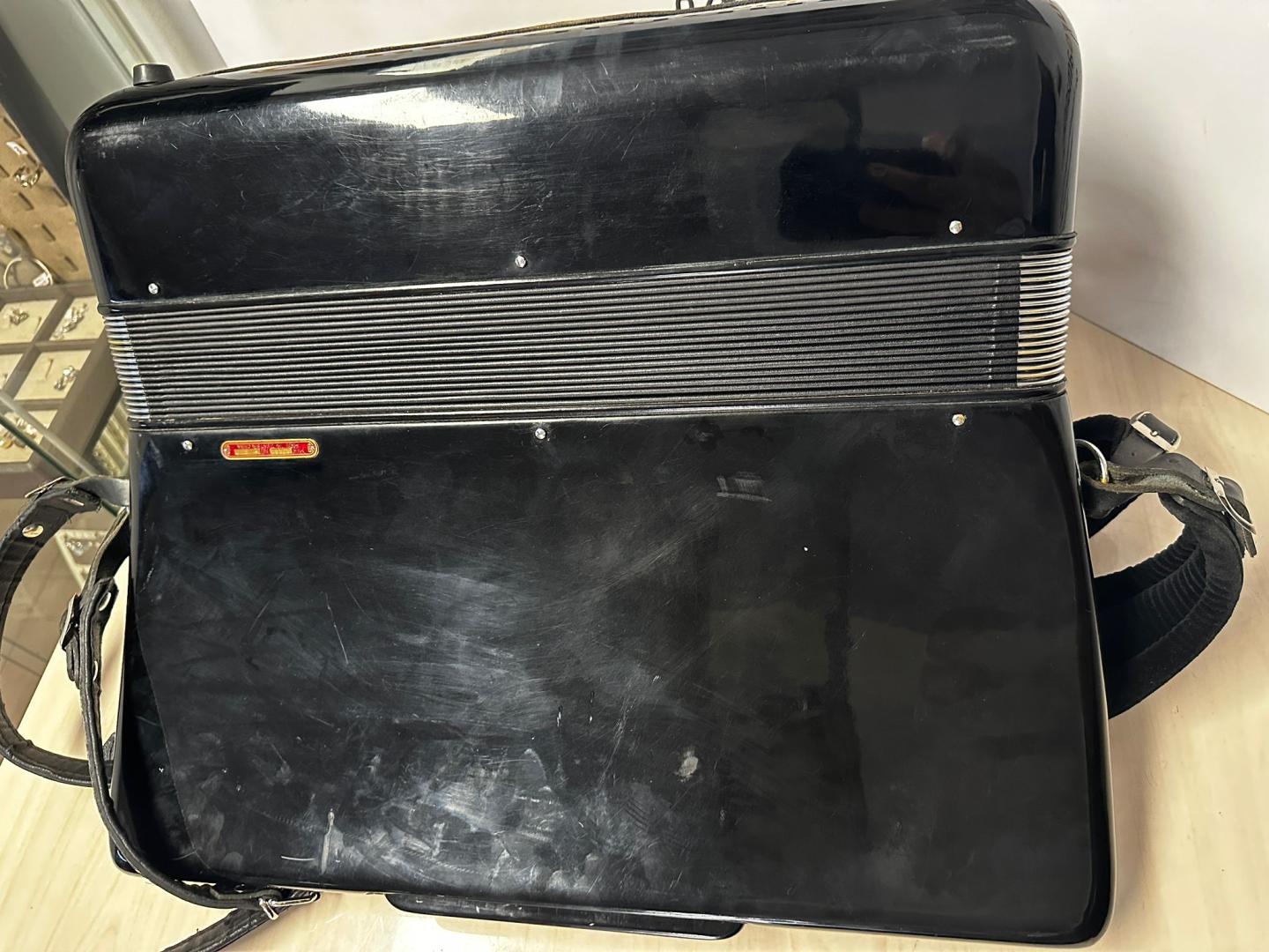 Acordeon Parrot MUS13114, 120 Basi image 7