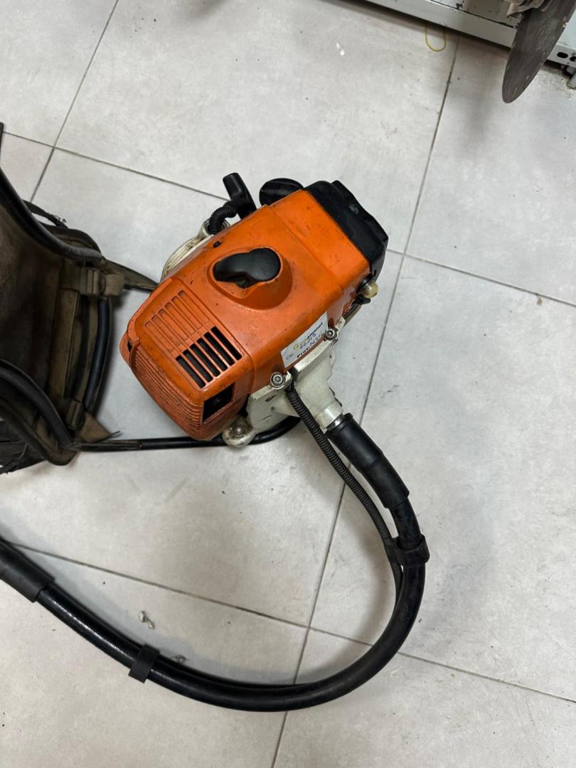 Motocoasa STIHL FR 410C image 4