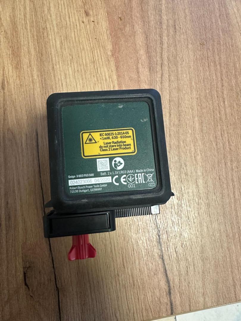 Nivela laser Bosch Quigo, linii rosii image 1