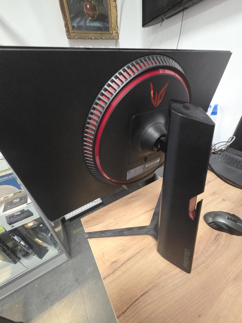 Monitor Gaming LG 24GN600-B 144Hz FHD image 2