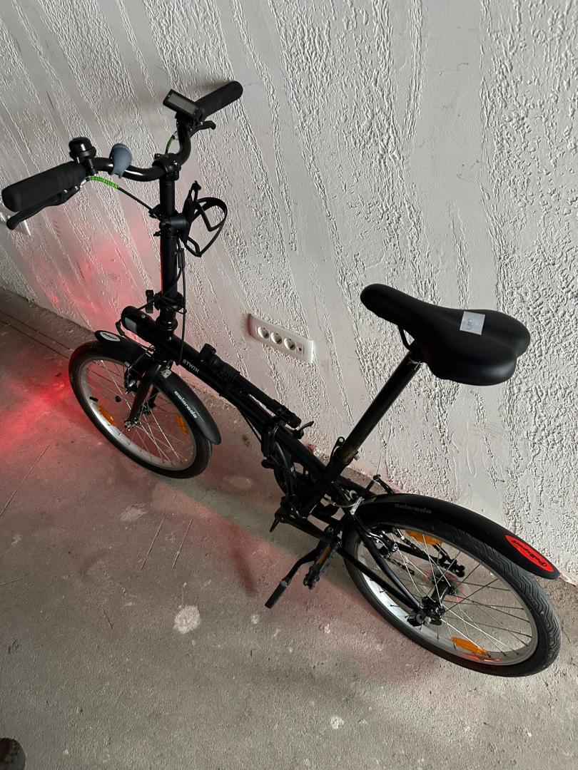 Bicicletă pliabilă Btwin 100 de 20 de inchi - Neagră image 4