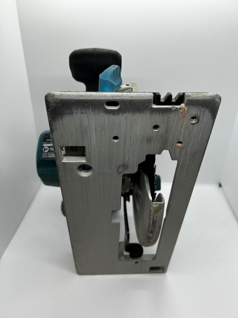 Makita DHS680 Fierastrau circular manual image 2