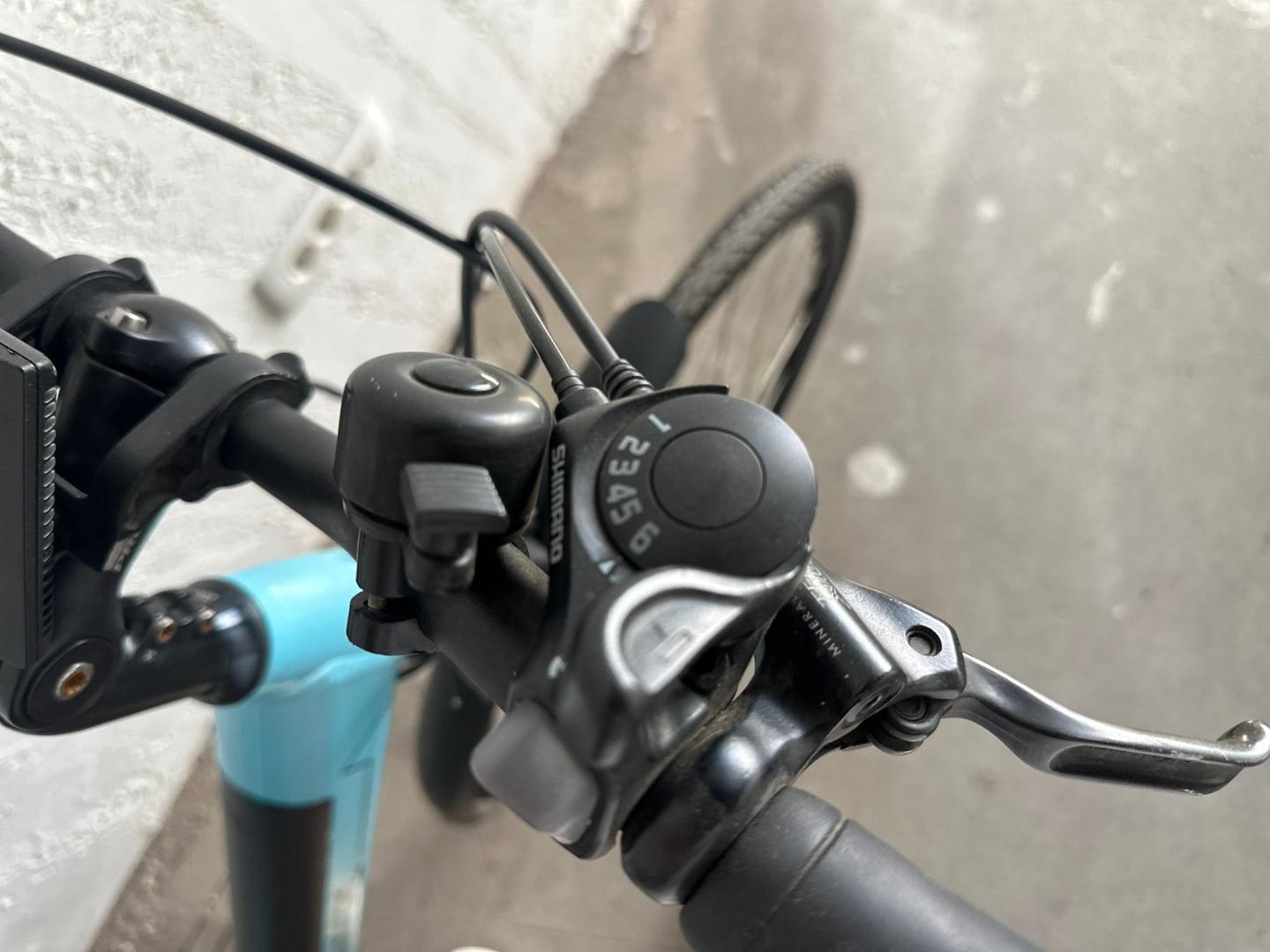 Bicicleta Electrica Dama Ampere Deluxe, 27" image 6