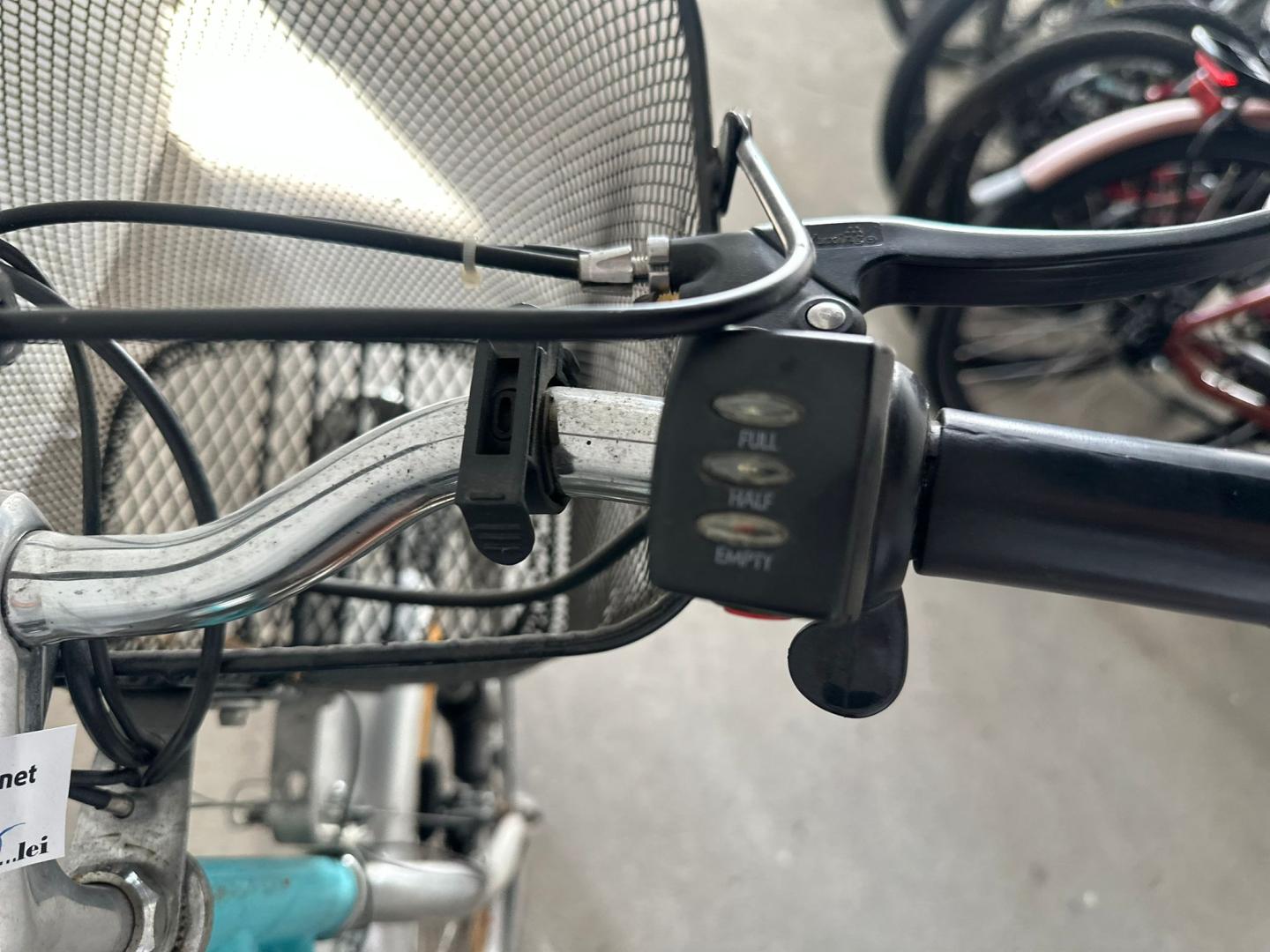 Bicicleta Electrica Dama, 26" image 3