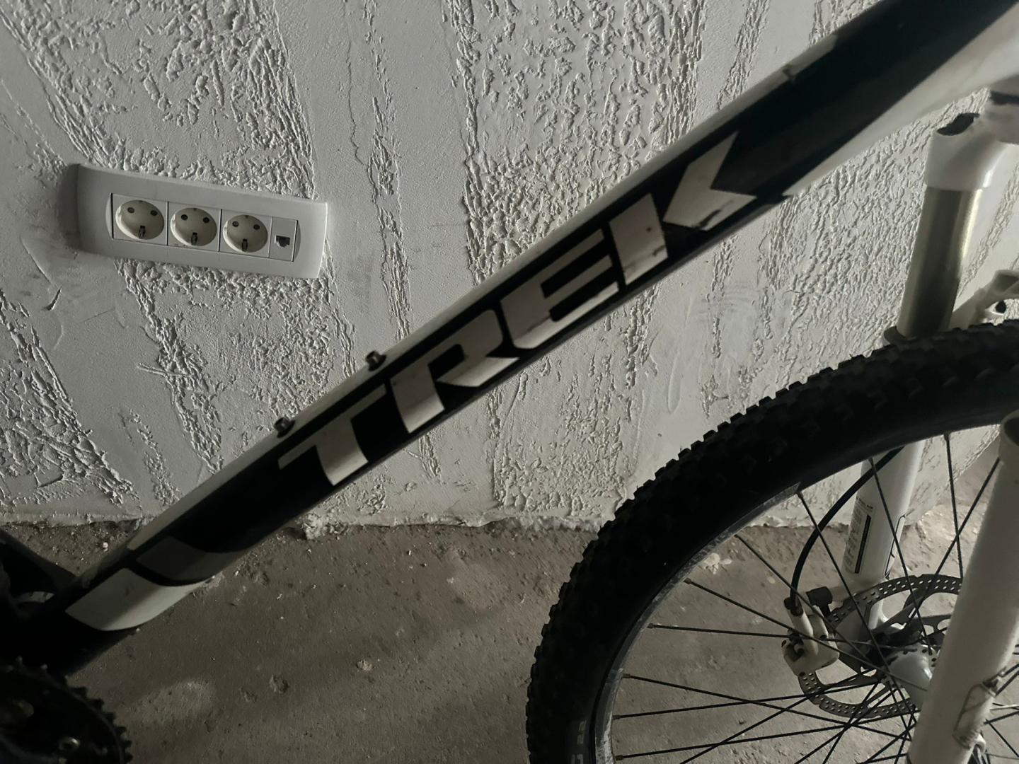 Bicicleta Trek, 27.5" image 1