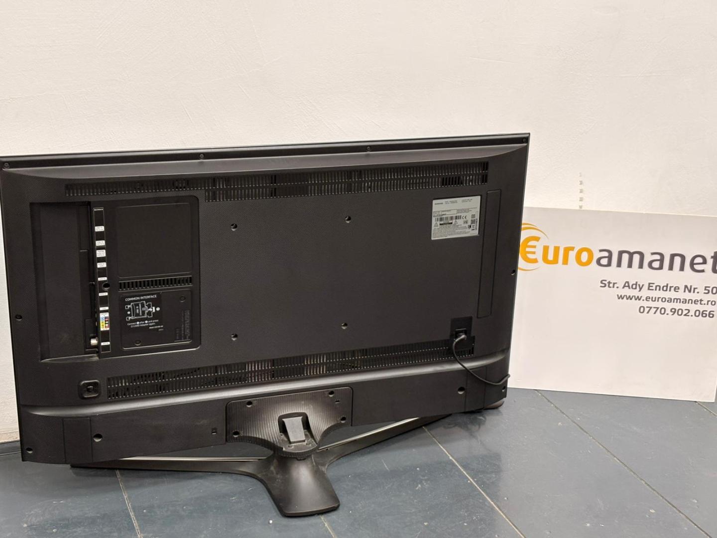 Televizor Smart Samsung UE40MU6122, 101 cm, Ultra HD image 1