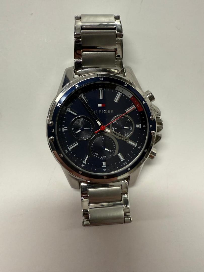 Ceas quartz Tommy Hilfiger din otel inoxidabil, Argintiu image 2