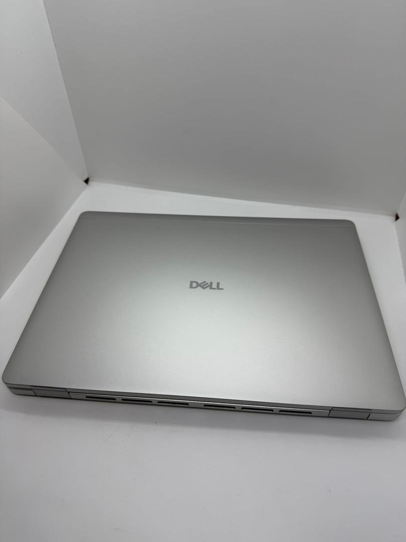 Laptop Dell Pro 14 Plus P199G image 1