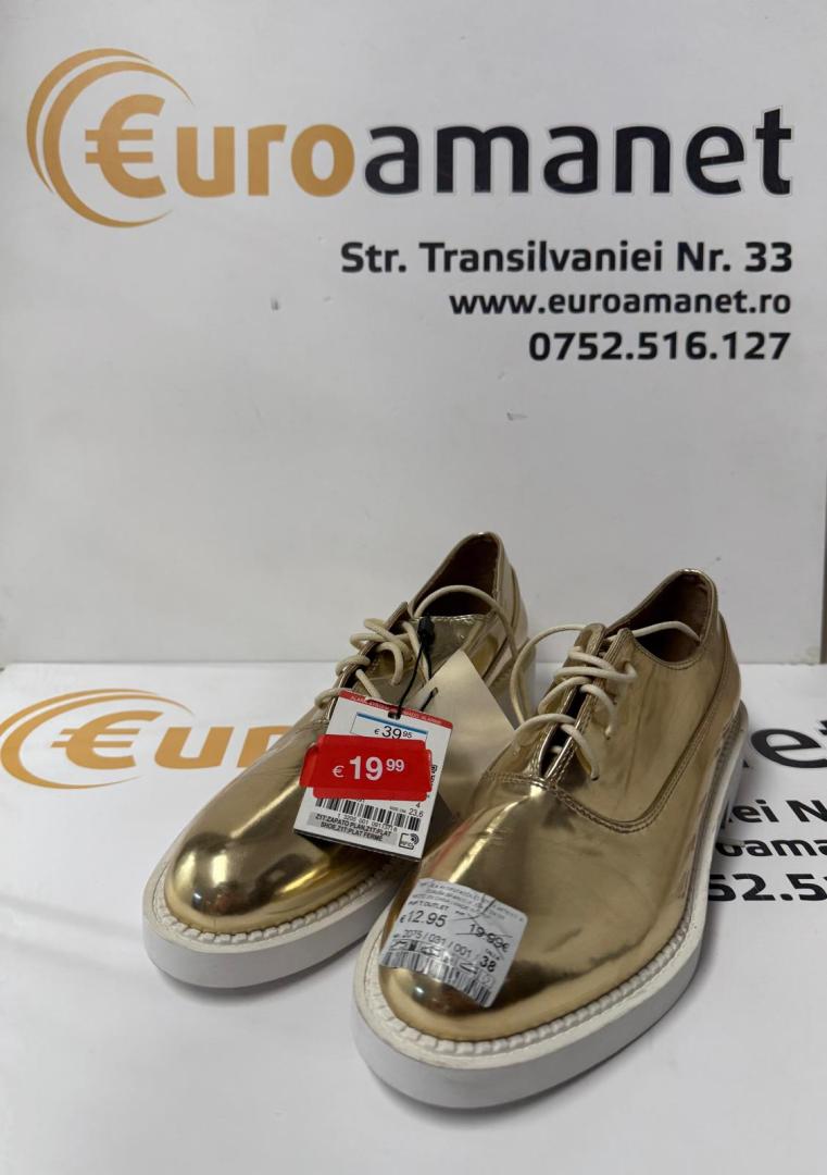 Pantofi Zara