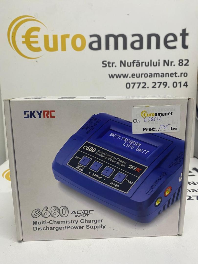 Incarcator SkyRc E680 AC / DC 80W LiPo