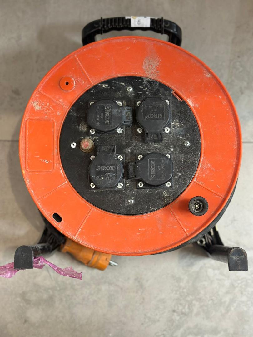 Prelungitor electric 40m, 4 Prize, 2400W