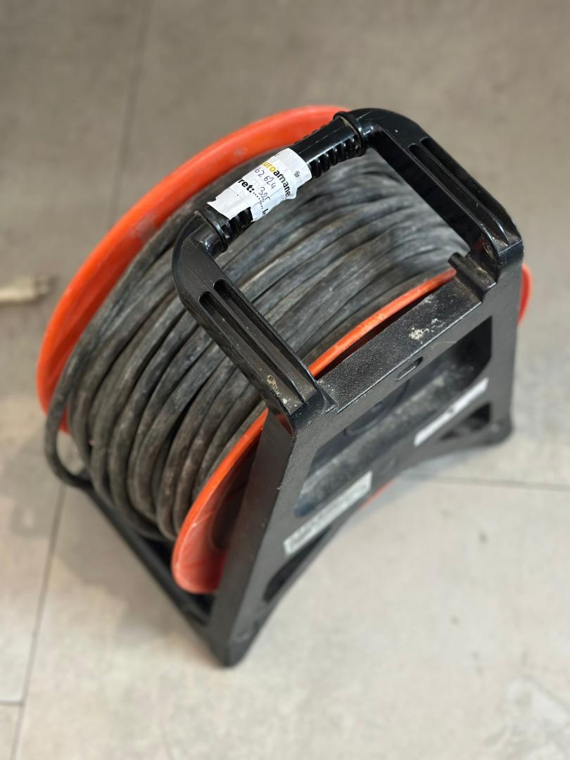 Prelungitor electric 40m, 4 Prize, 2400W image 1