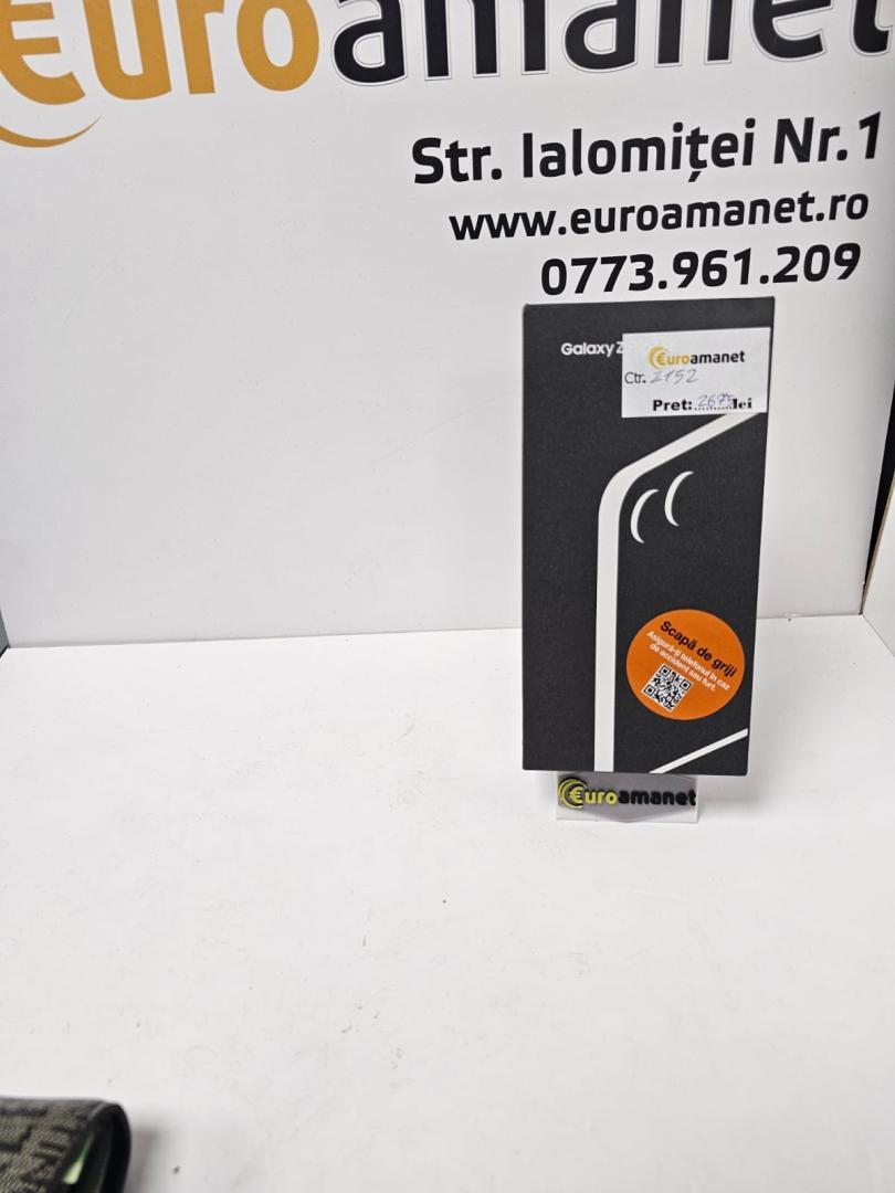 Telefon mobil Samsung Galaxy Z Flip7 FE 8GB RAM 256GB 5G Black