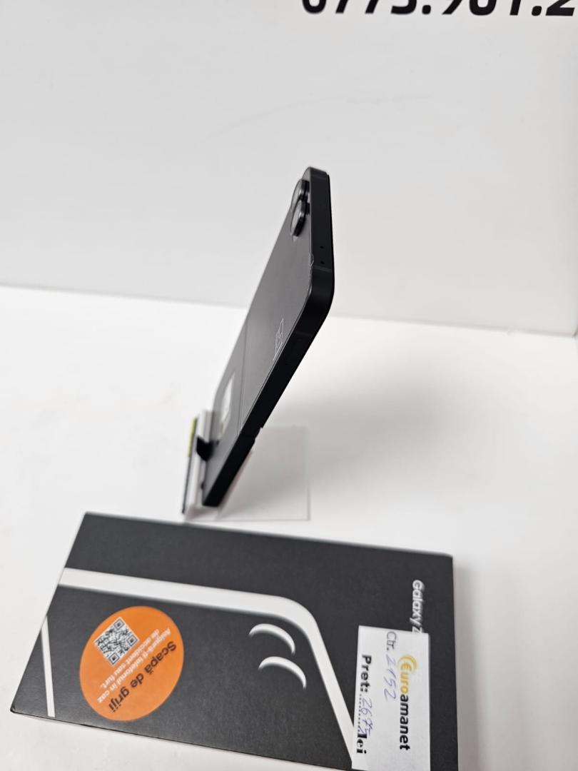 Telefon mobil Samsung Galaxy Z Flip7 FE 8GB RAM 256GB 5G Black image 2