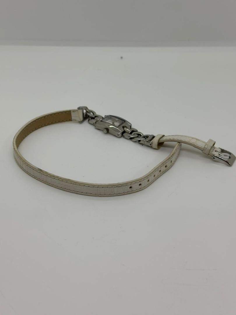 Ceas Dama Guess Ref. W0053L3 image 3