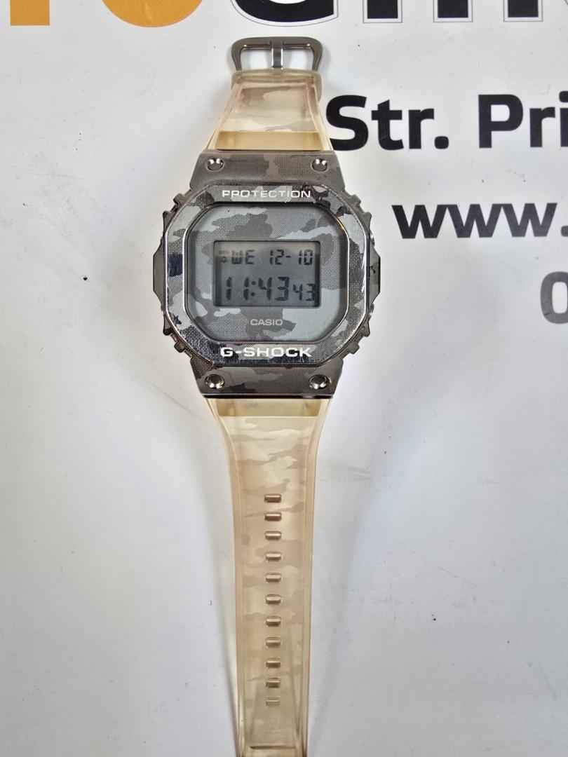 Casio G-Shock Protection GM-5600SCM-1ER Collection CAMO image 6
