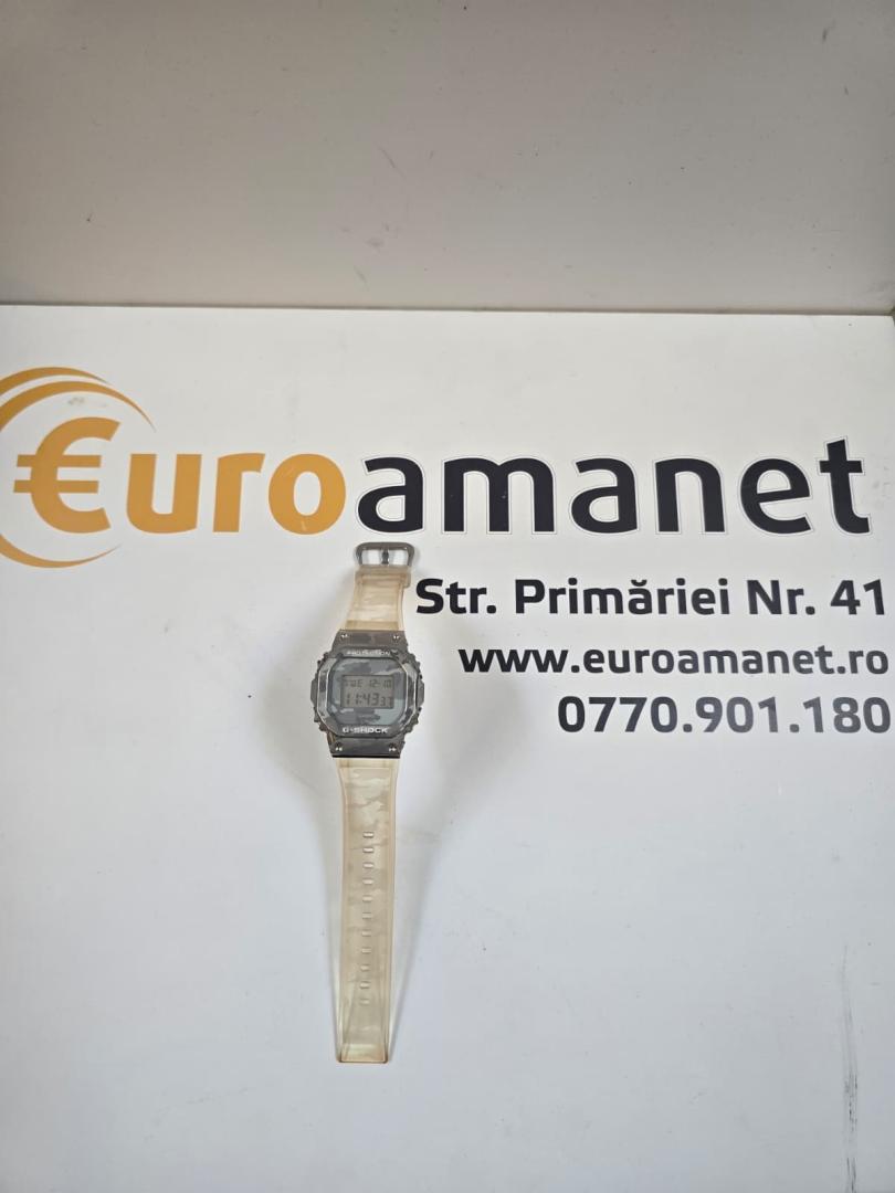 Casio G-Shock Protection GM-5600SCM-1ER Collection CAMO image 2