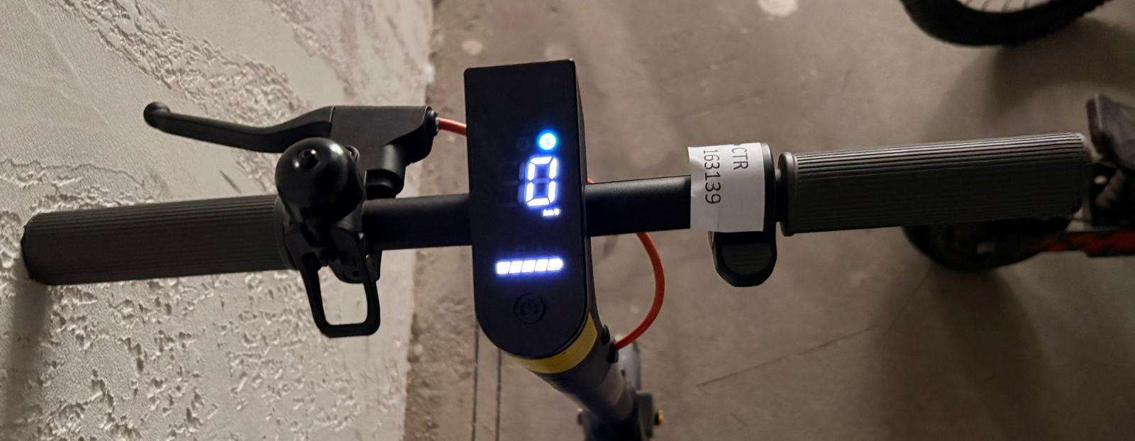 Trotineta electrica Xiaomi Electric Scooter 4 Lite image 1