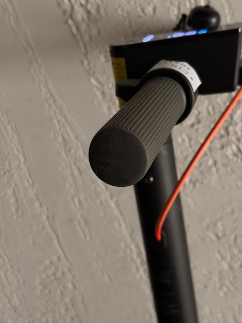 Trotineta electrica Xiaomi Electric Scooter 4 Lite image 4