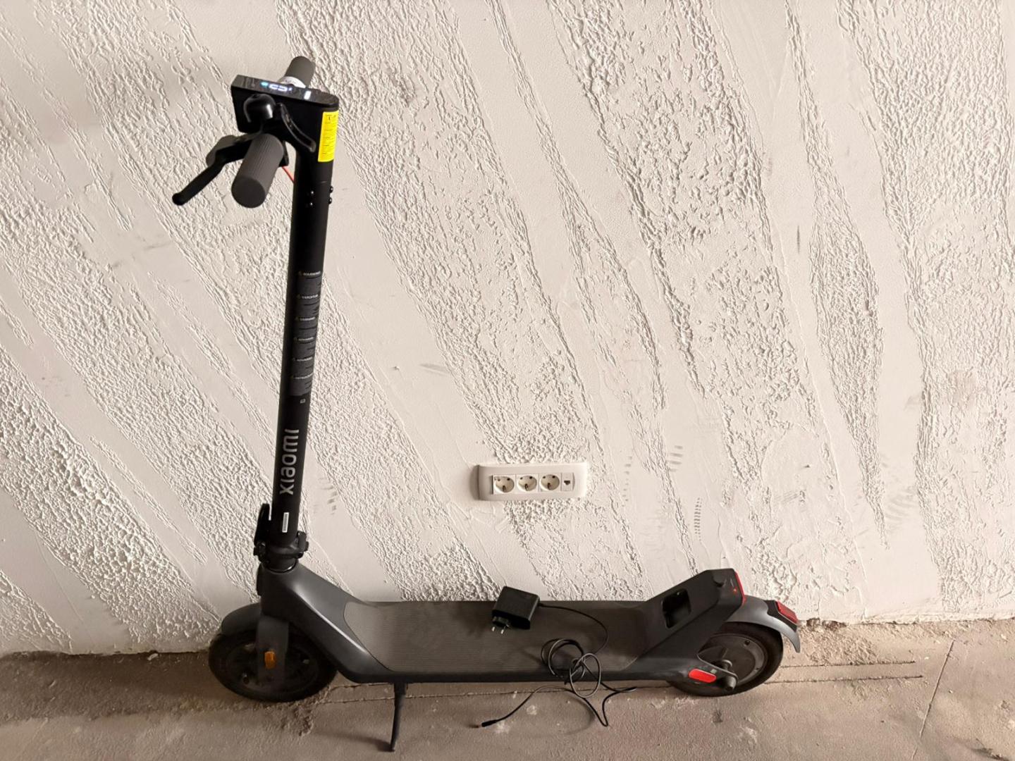 Trotineta electrica Xiaomi Electric Scooter 4 Lite image 5