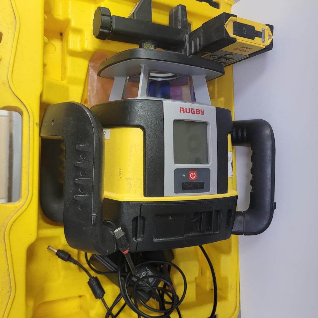 Leica Rugby CLAx700 nivela laser rotativ Raza de masurare: 0 - 600 m 0 - 1300 m image 2