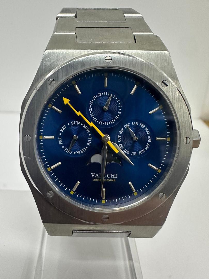 Calendar lunar Valuchi, argintiu metalic image 1