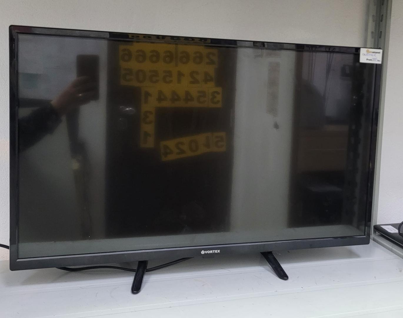 Televizor LED VORTEX V32R021278, HD, 81cm image 1