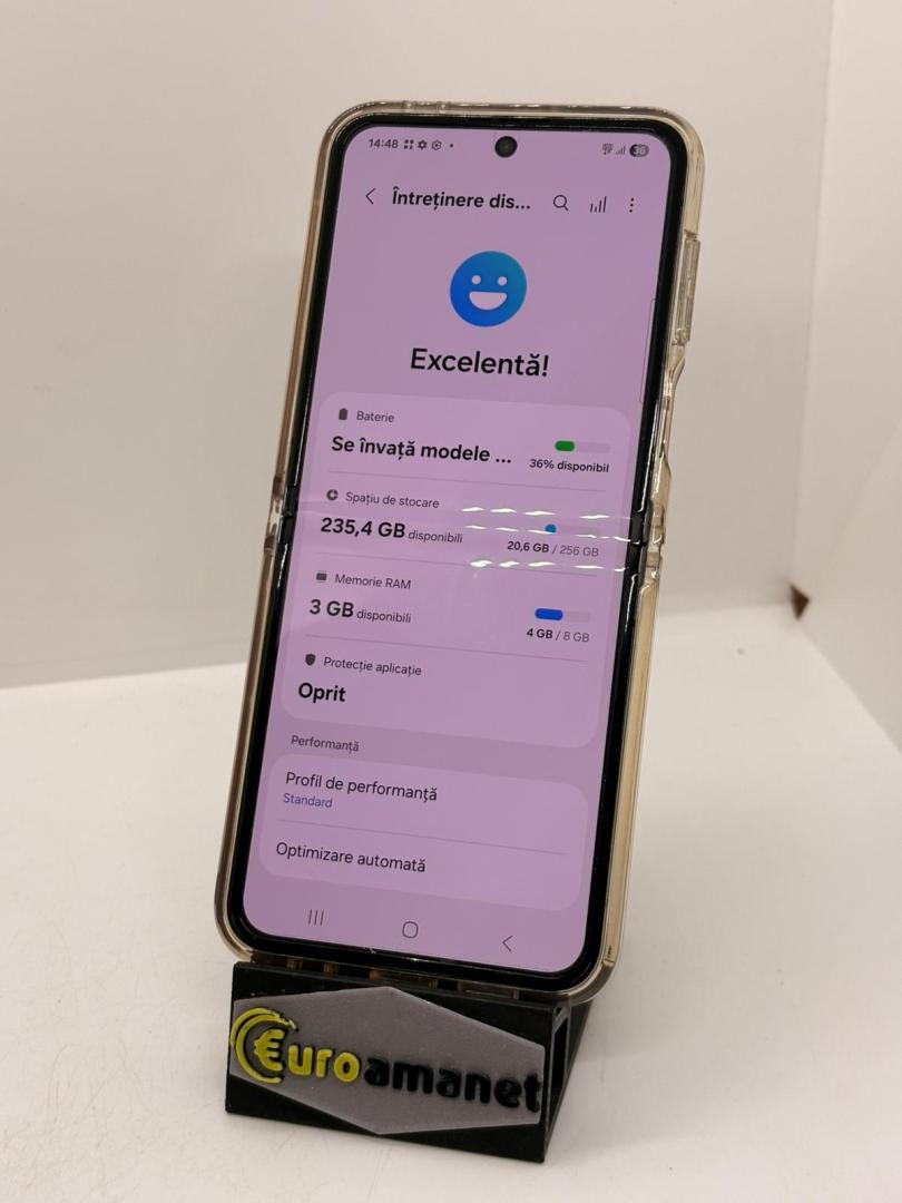 Telefon mobil Samsung Galaxy Z Flip5, 8GB RAM, 256GB, 5G, Graphite image 3