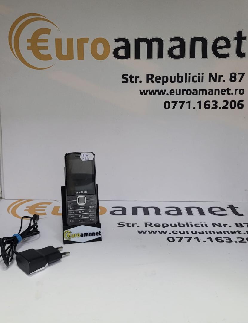 ccTelefon mobil Samsung S5611, cu incarcator