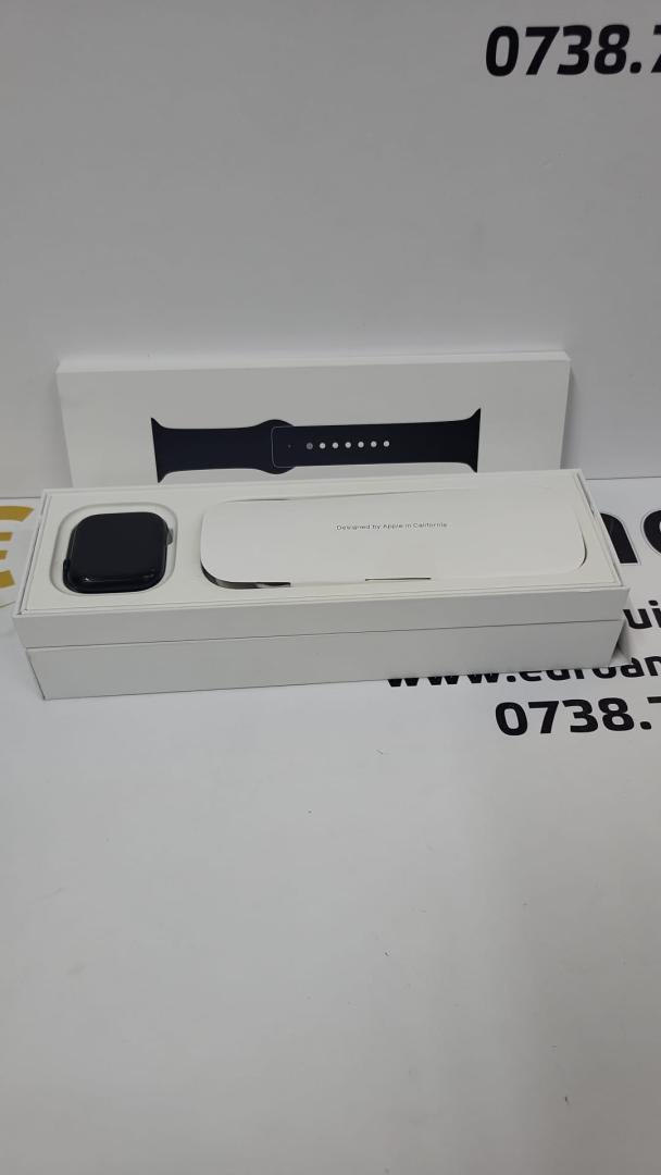 Apple Watch 9, GPS, Carcasa Midnight Aluminium 45mm image 3