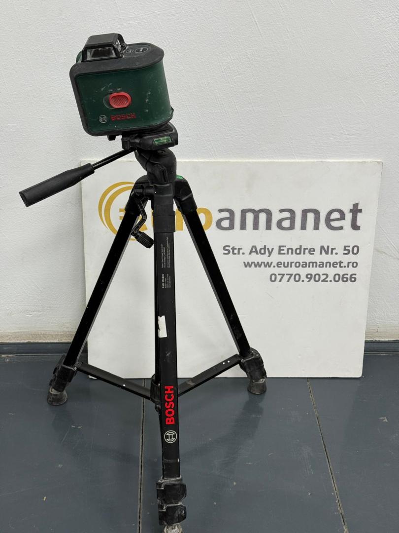 Nivela cu laser Bosch Universallevel 360, cu autonivelare, 24 m, cu stativ