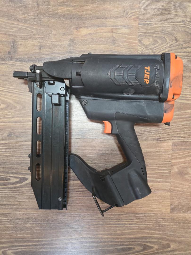 TJEP CP-40 GAS 3G – Aparat cu gaz pentru implantat cuie in beton si otel image 2