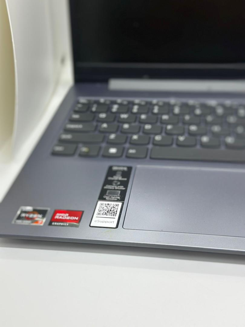 Laptop LENOVO IdeaPad Slim 3 15ABR8, AMD Ryzen 7 5825U, 16GB, 512GB image 1