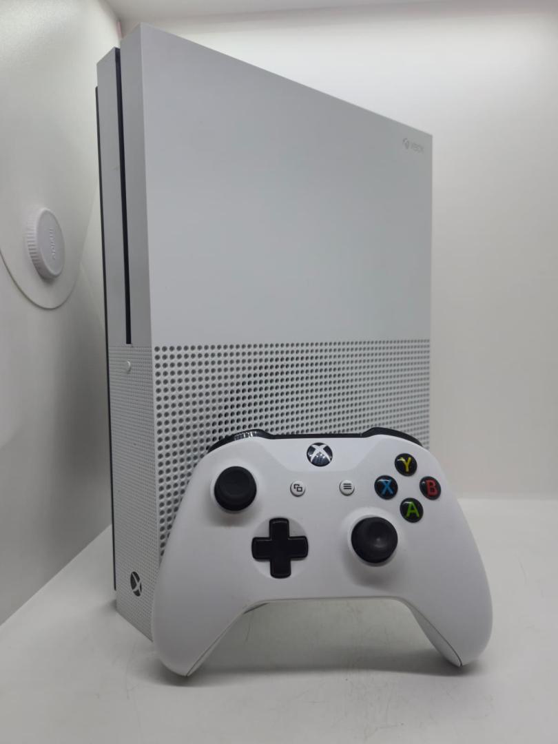 Consola Microsoft Xbox One S, 512GB, Alb