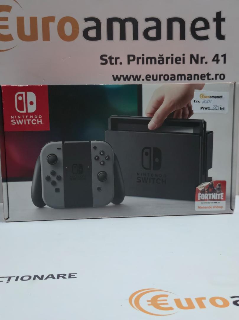 Consola NINTENDO SWITCH With Grey Joy-Cons image 2