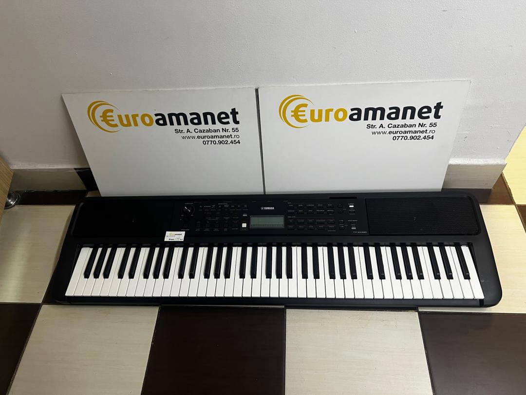 Yamaha PSR-E383