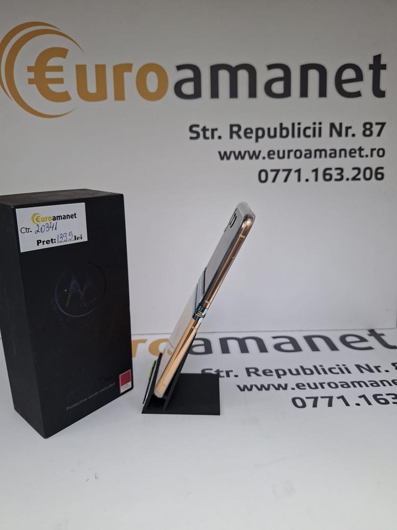 Telefon mobil Motorola razr 40 ultra, Dual SIM, 8GB RAM, 256GB, 5G image 4