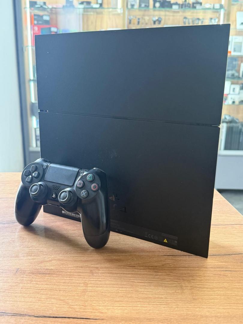 Consola SONY Playstation 4 Pro (PS4 Pro) 1TB image 1
