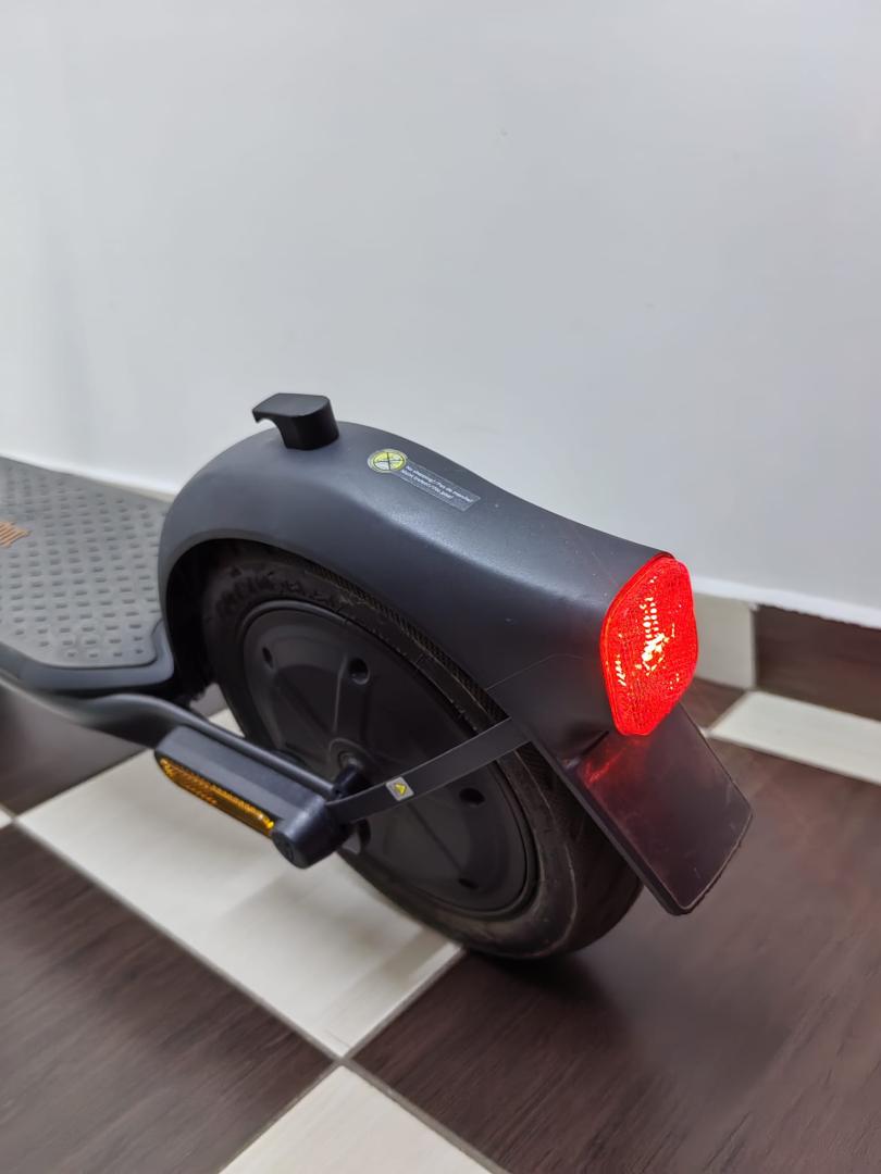Trotineta Electrica Ninebot F2 Pro KickScooter 25 Km h image 4