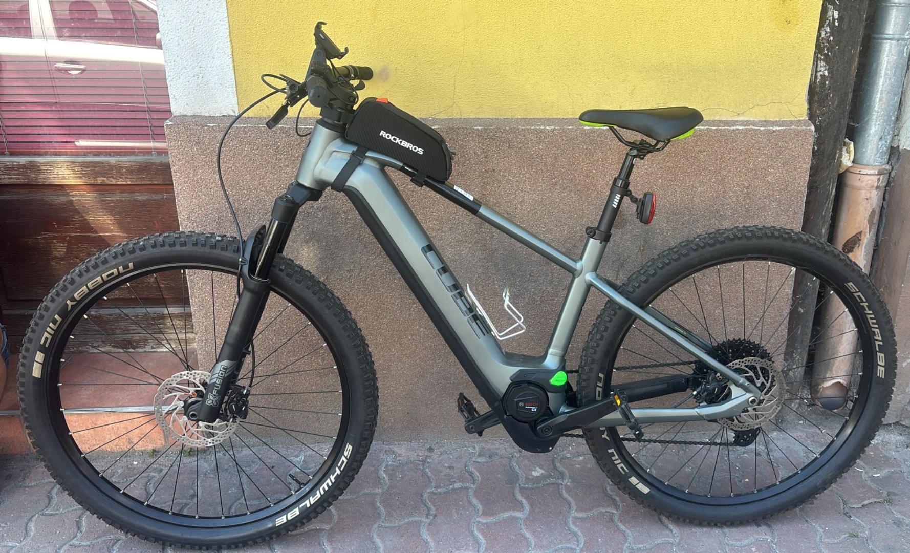 Bicicleta Electrica Cube Reaction Hybrid Pro 500 Easy Entry Flashgrey Green 2024 - Roti 27.5 / 2662 Km