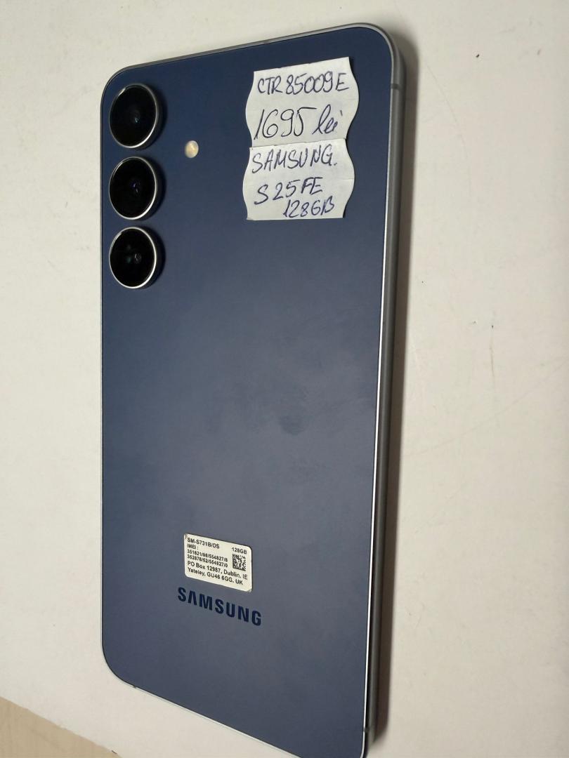 Samsung Galaxy S25 FE, 128GB, 8GB RAM image 4