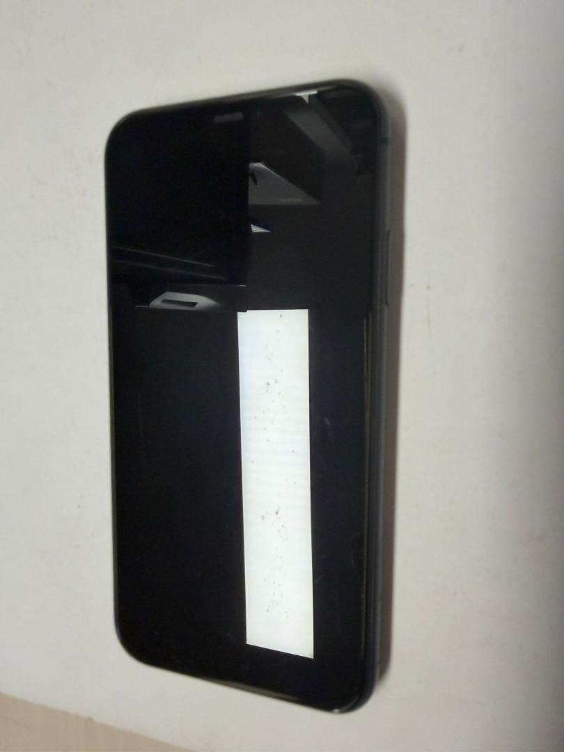Iphone 11, 64GB, Bat.77% image 3