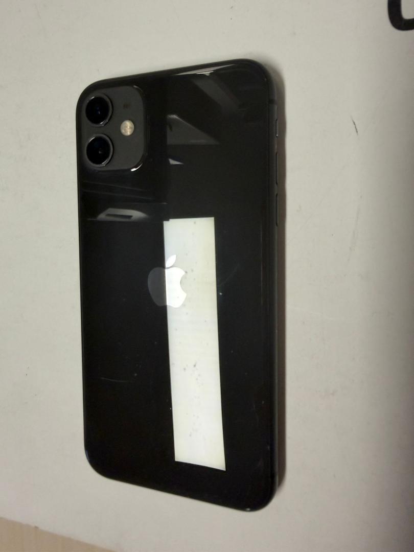 Iphone 11, 64GB, Bat.77% image 2