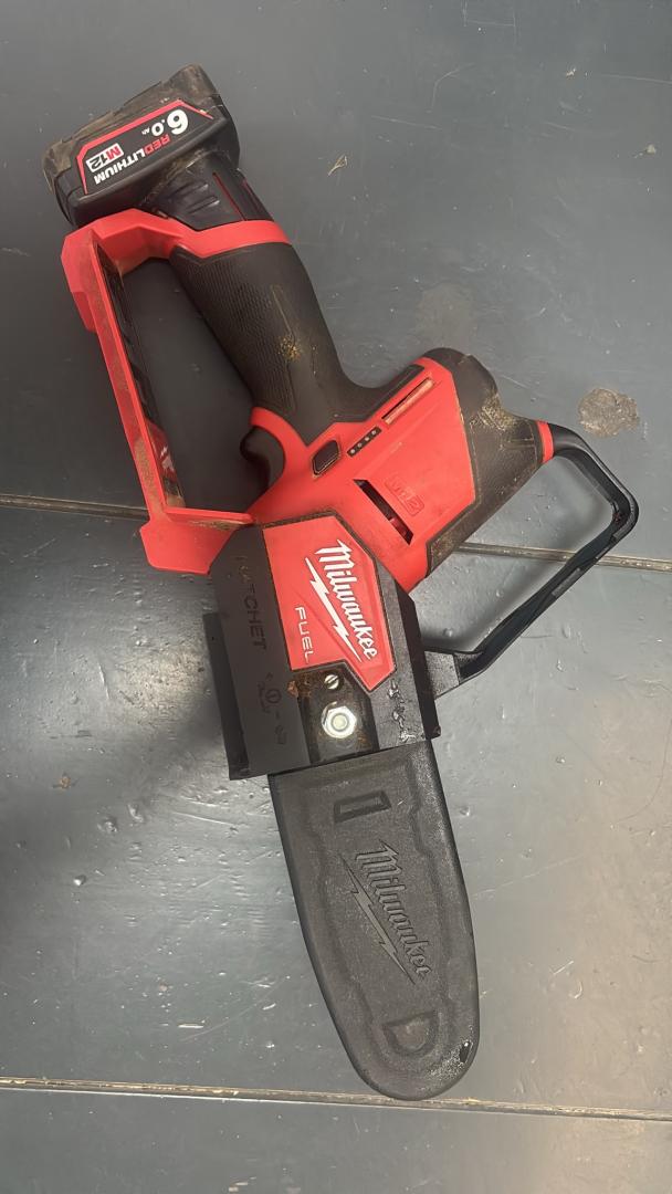 Drujba Milwaukee M12 FHS-0 image 2