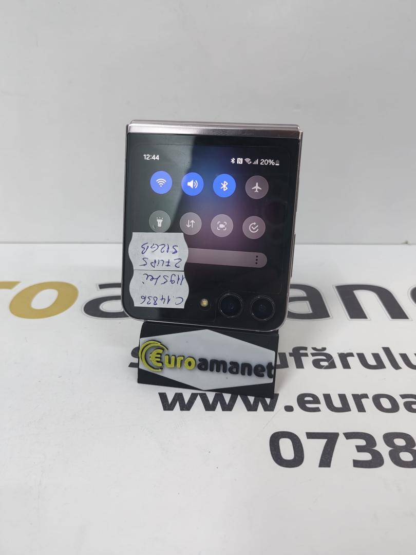 Telefon mobil Samsung Galaxy Z Flip5, 8GB RAM, 512GB, 5G image 3