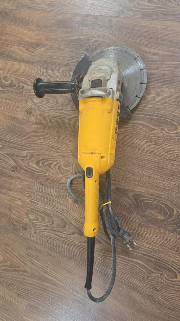 Polizor unghiular DeWALT D28492, 2200 W, 6500 RPM, 230 mm image 3