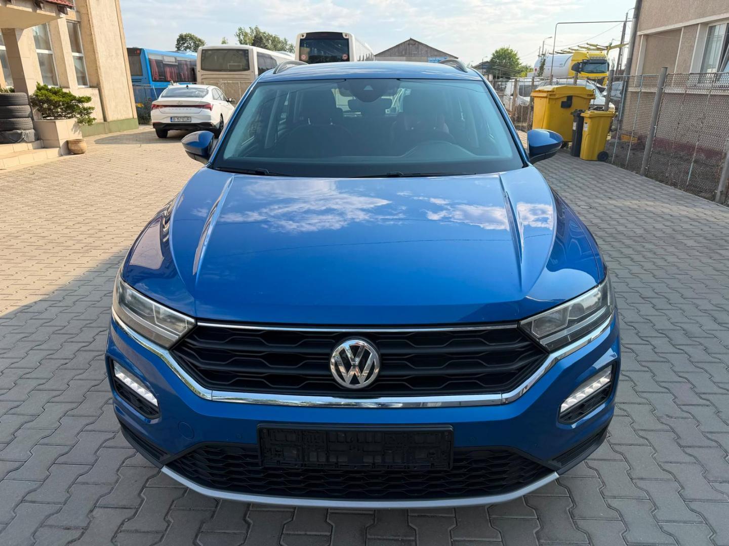 Volkswagen T-Roc 1.5 TSI 150 cp ,179000 km image 1